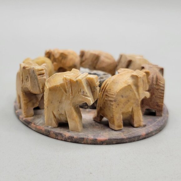Hand-Carved Elephant Soapstone Circle Incense Holder Made In India - Picture 1 of 7